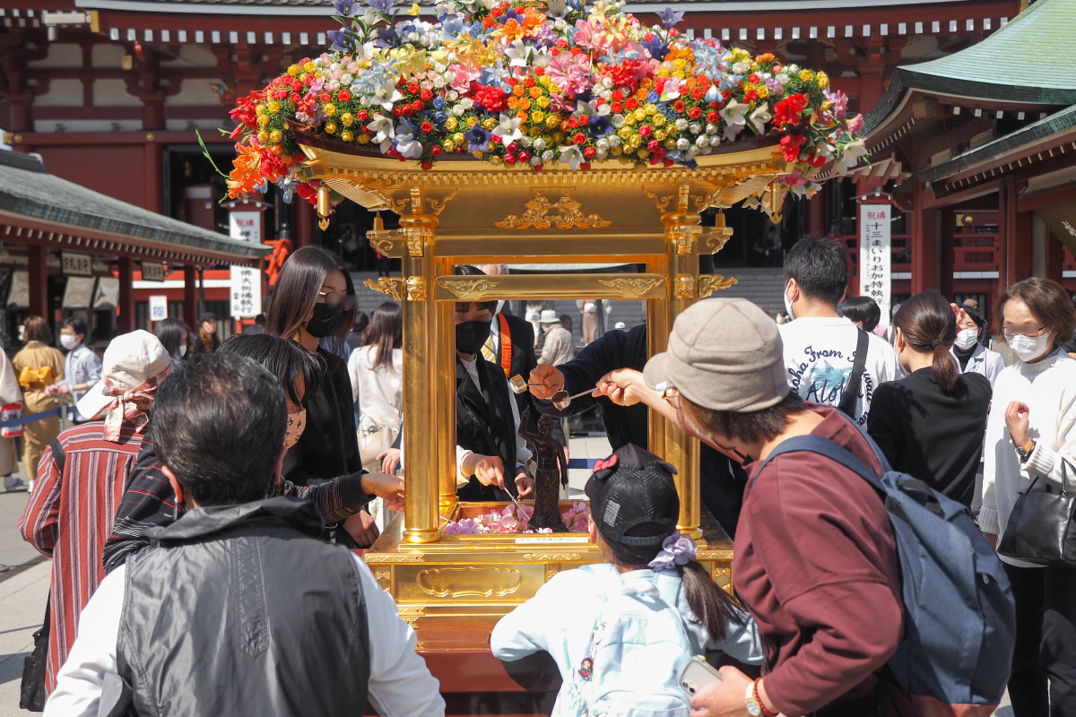浅草寺の花まつり